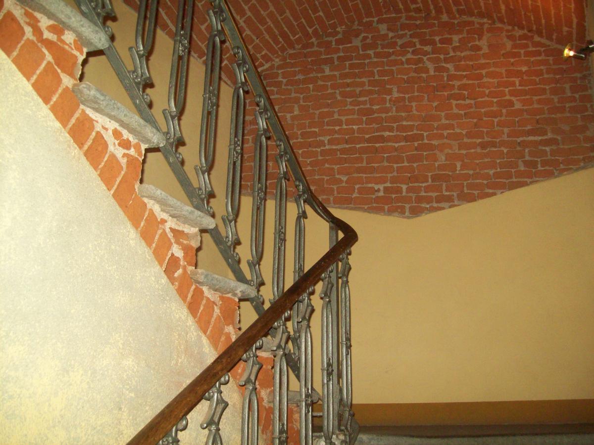 Hotel Excalibur Revello Kültér fotó